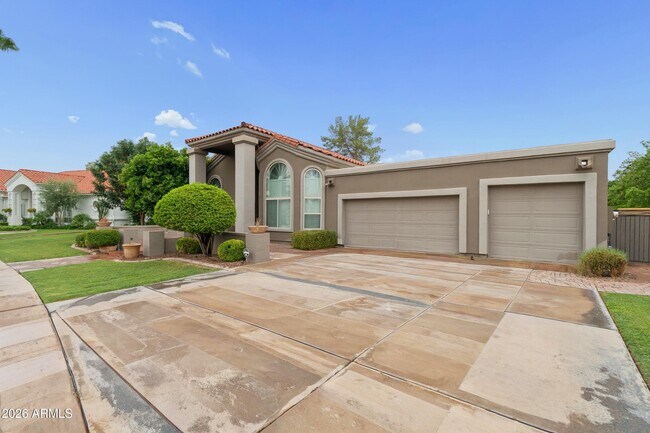 1307 E Treasure Cove Dr Gilbert, AZ 85234 photo 3