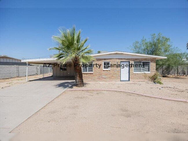 2130 W Cortez St photo 3