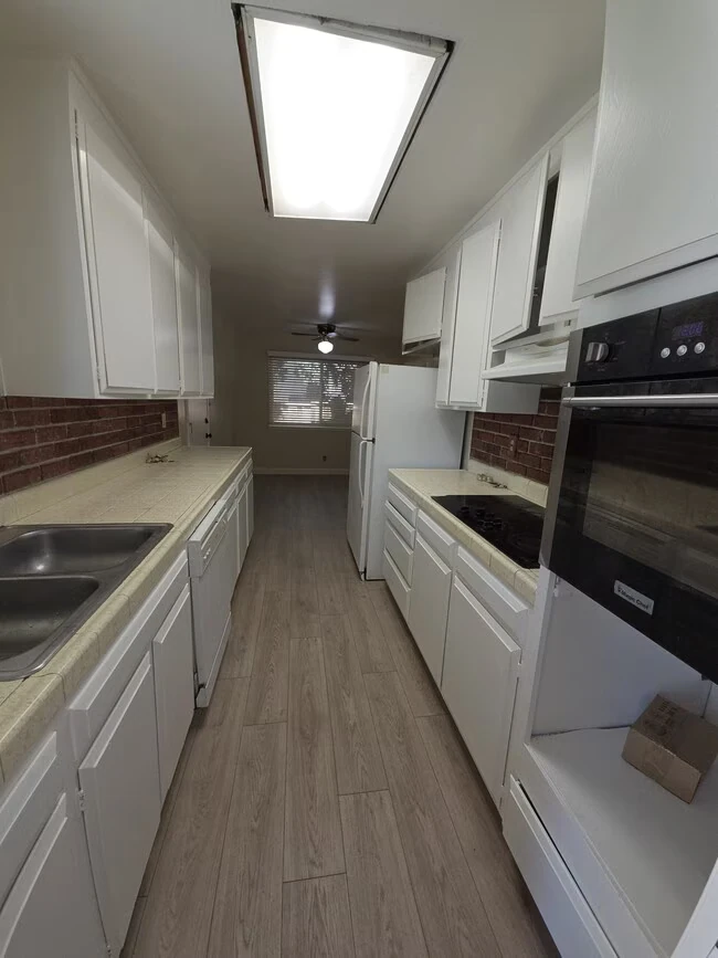1868 Castro Dr San Jose, CA 95130 photo 4