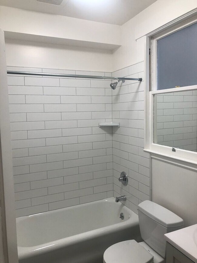 1040 Steiner St San Francisco, CA 94115 photo 4
