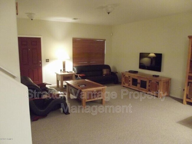 1561 S Halsted Dr Chandler, AZ 85286 photo 2