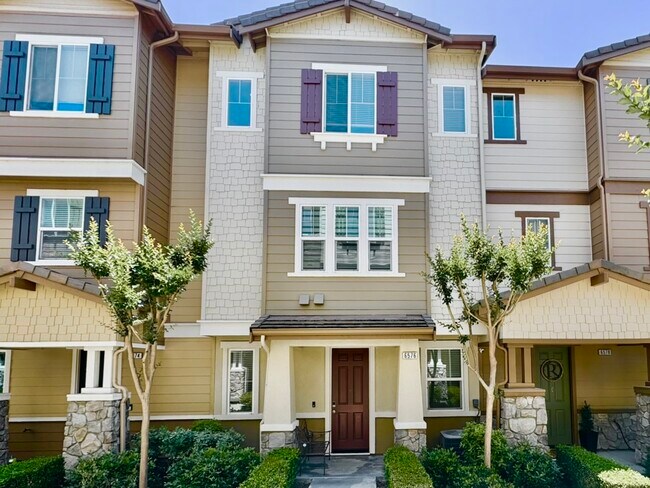 6576 S Mariposa Ct Dublin, CA 94568 photo 2