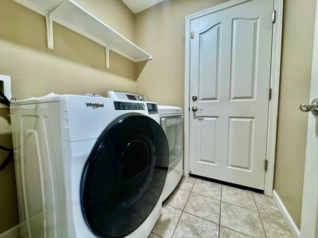 6576 S Mariposa Ct Dublin, CA 94568 photo 5