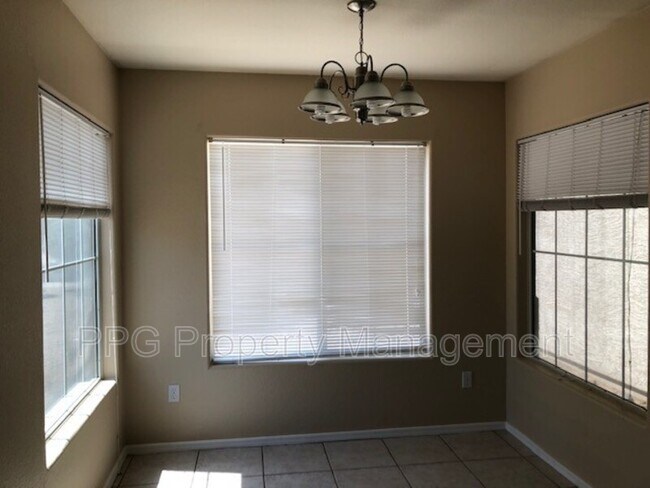9331 W Gold Dust Ave Peoria, AZ 85345 photo 5