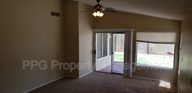 9331 W Gold Dust Ave Peoria, AZ 85345 photo 3