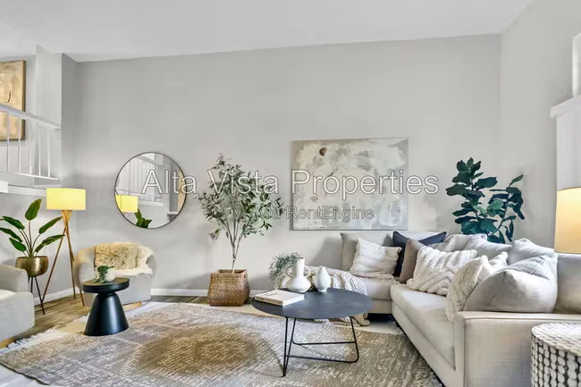 4082 Mahaila Ave San Diego, CA 92122 photo 3