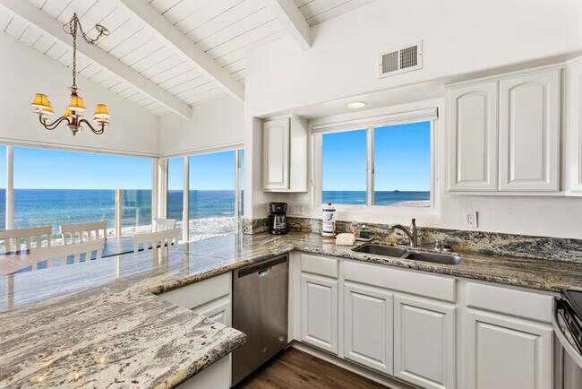 1317 S Pacific St Oceanside, CA 92054 photo 5