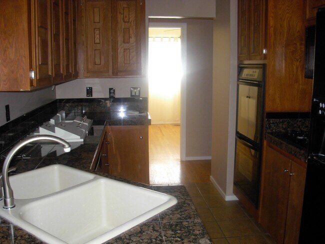 3BR/2BA Single Family House on Payne Rd · Pleasanton photo 5
