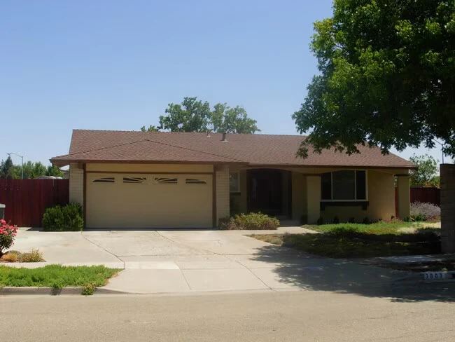 3BR/2BA Single Family House on Payne Rd · Pleasanton photo 2