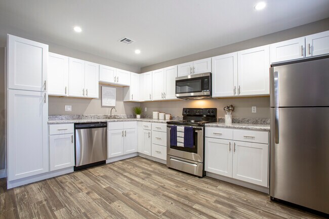 Chandler Meadows photo 2
