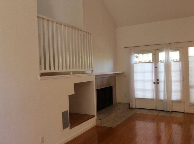 1 Berkeley Ct Santa Cruz, CA 95062 photo 4
