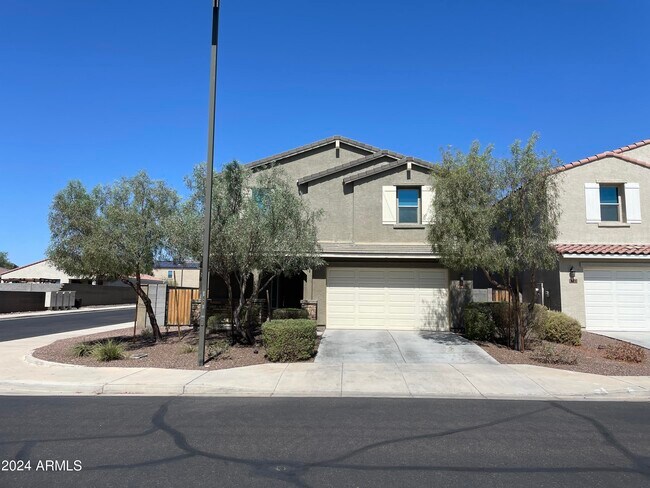 2018 N 213th Dr photo 2