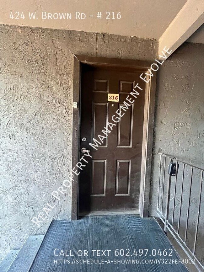 424 W Brown Rd Mesa, AZ 85201 photo 3