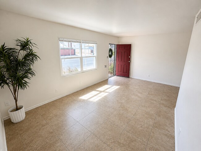 1505 N 15th Ave Phoenix, AZ 85007 photo 5