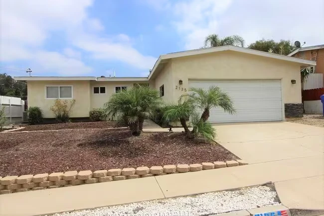 2135 Calle Tortuosa San Diego, CA 92139