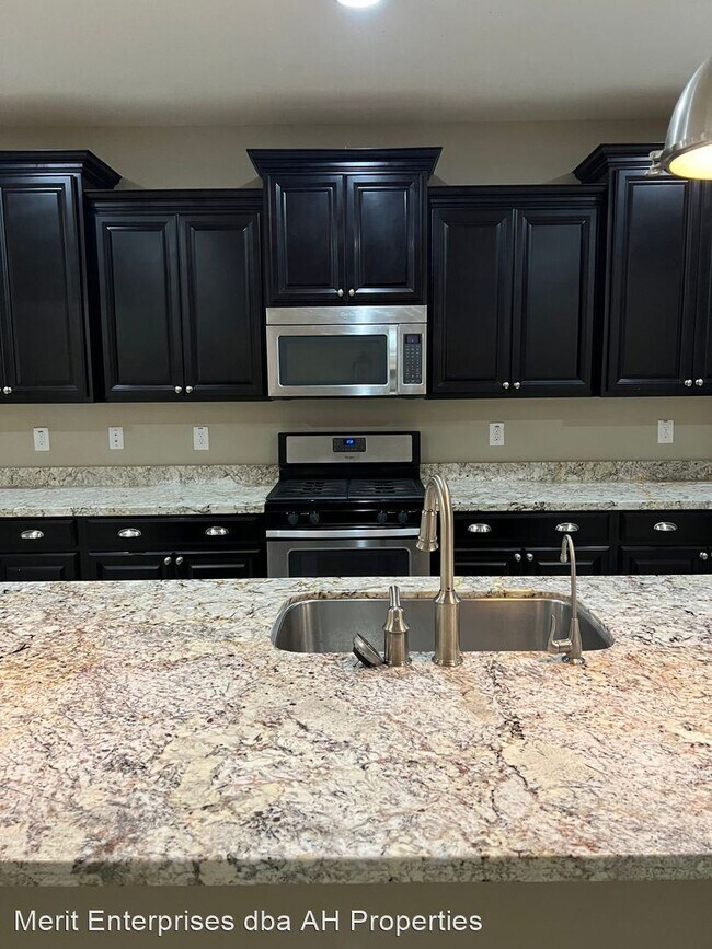 2932 W Westland Rd Phoenix, AZ 85085 photo 4