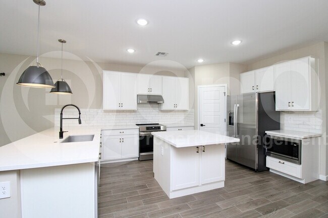 2763 E Rimrock Dr Phoenix, AZ 85050 photo 4
