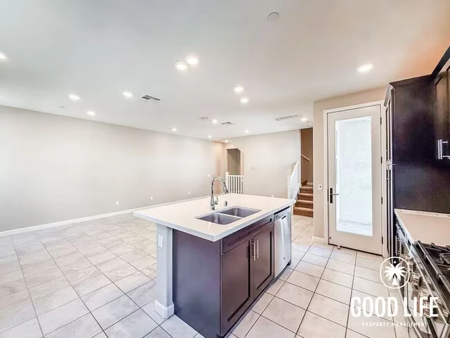 16755 Coyote Bush Dr San Diego, CA 92127 photo 4