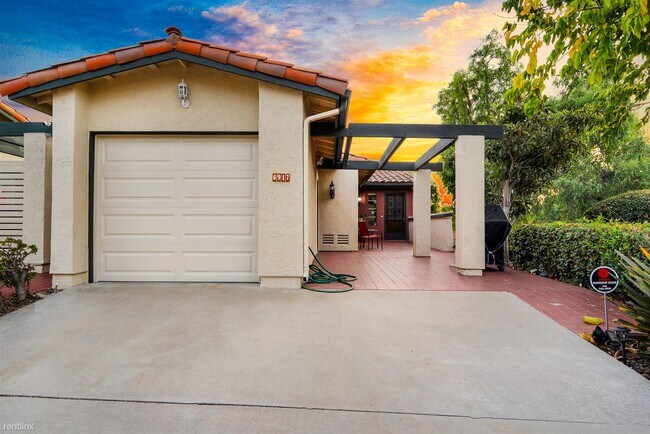 6917 Camino Revueltos San Diego, CA 92111