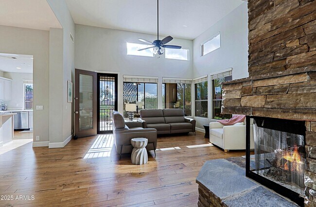 6939 E Bramble Berry Ln Scottsdale, AZ 85266 photo 4