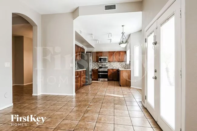 7409 W Emile Zola Ave Peoria, AZ 85381 photo 4