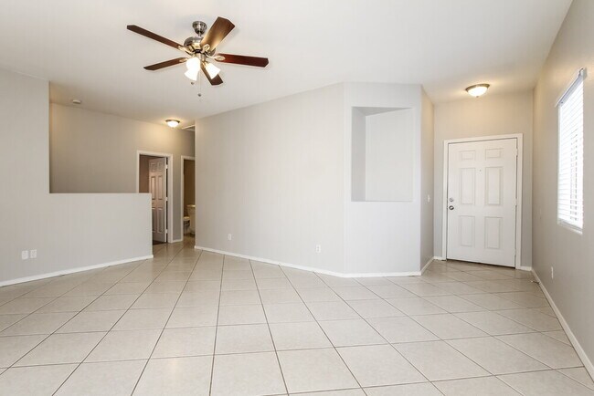 6622 W Riva Rd Phoenix, AZ 85043 photo 3