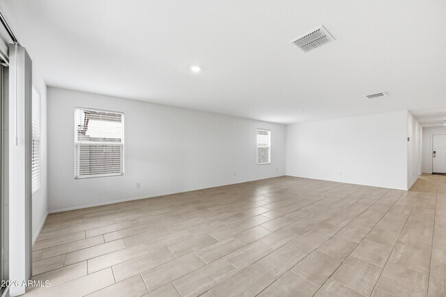 24661 W Jessica Ln Buckeye, AZ 85326 photo 4