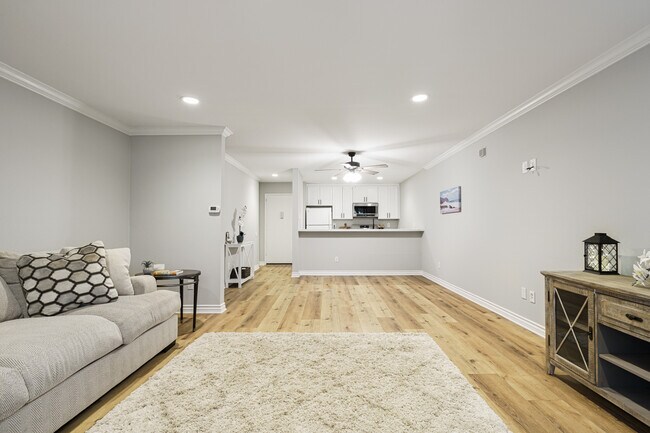 1625 Hotel Cir S San Diego, CA 92108 photo 2