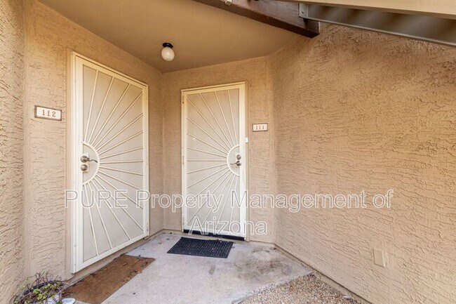 2228 N 52nd St Phoenix, AZ 85008 photo 5