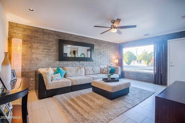 6709 E 3rd St Scottsdale, AZ 85251 photo 4