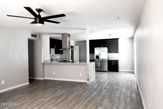 14650 N 54th Ave Glendale, AZ 85306 photo 3