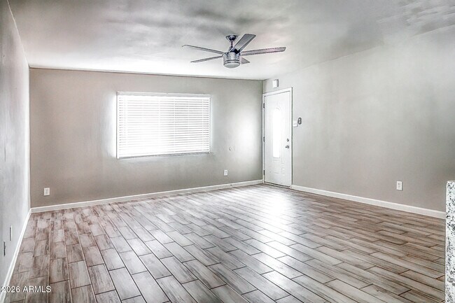 14650 N 54th Ave Glendale, AZ 85306 photo 4