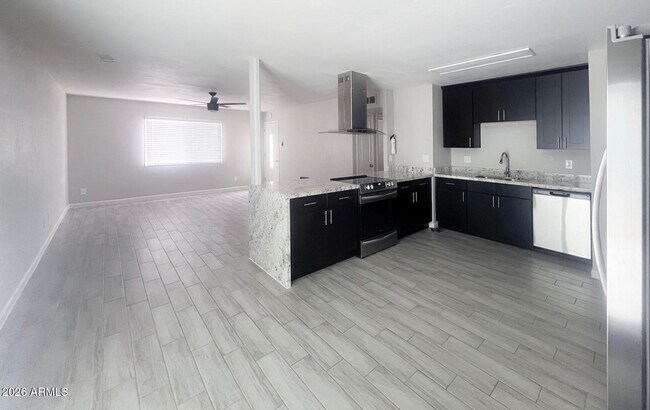 14650 N 54th Ave Glendale, AZ 85306 photo 5
