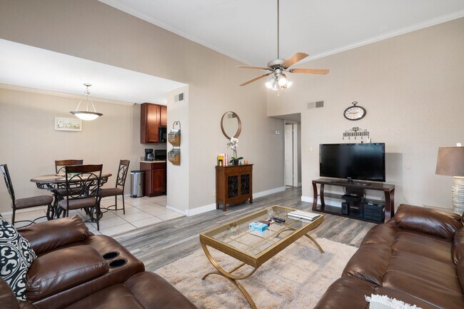 3600 N Hayden Rd Scottsdale, AZ 85251 photo 5