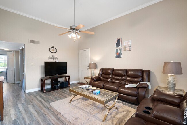 3600 N Hayden Rd Scottsdale, AZ 85251 photo 4
