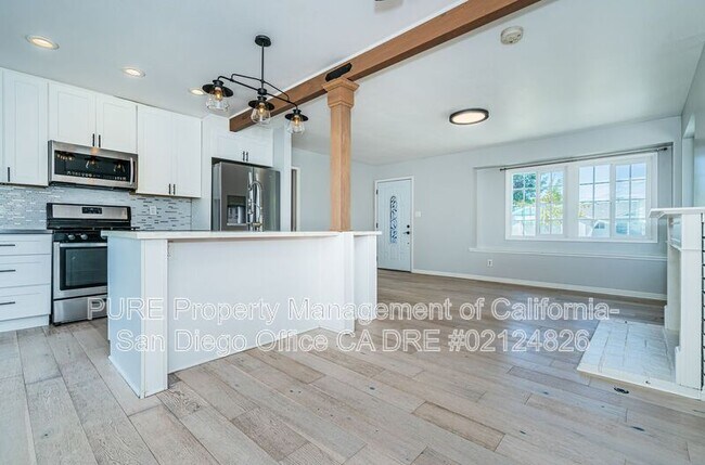 6271 Plateau Dr San Diego, CA 92139 photo 4