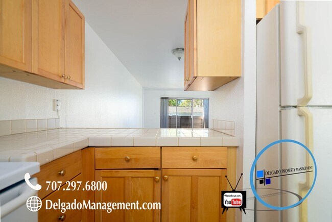 900 Southampton Rd Benicia, CA 94510 photo 5