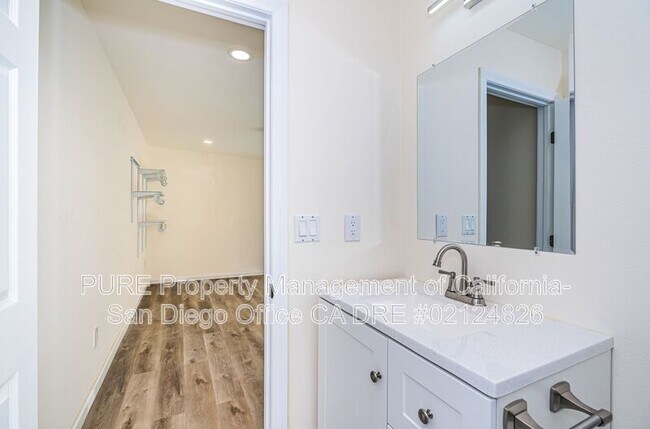 134 Demona Pl Spring Valley, CA 91977 photo 3
