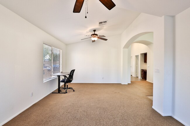 705 N 167th Dr Goodyear, AZ 85338 photo 2