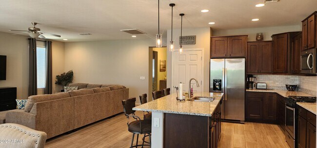 18903 N 261st Dr Buckeye, AZ 85396 photo 4