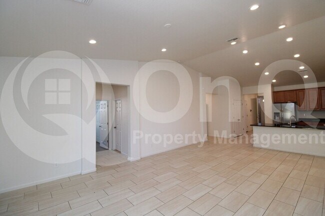 3270 S Santa Rita Way Chandler, AZ 85286 photo 5