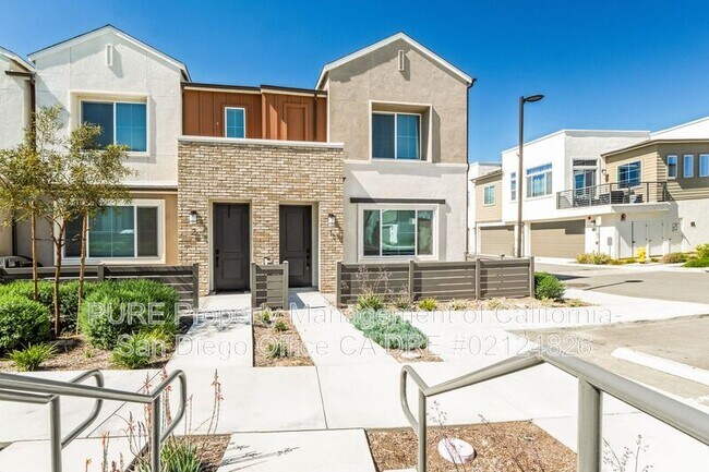 812 Mateo St Chula Vista, CA 91911 photo 2