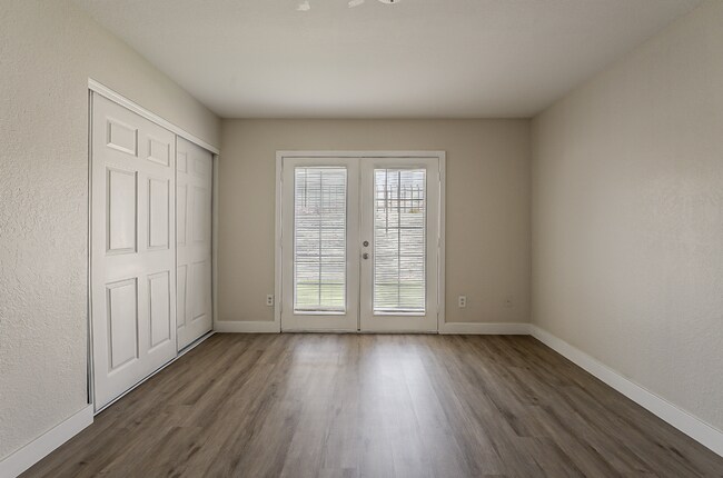3041 N 24th Ln Phoenix, AZ 85015 photo 4