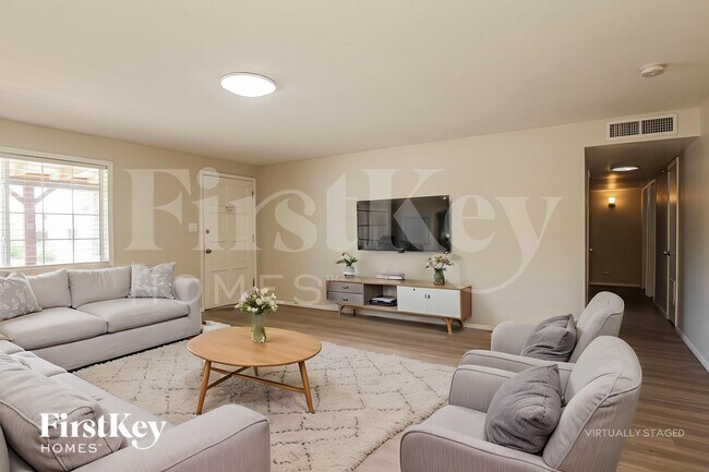 13249 N 14th Dr Phoenix, AZ 85029 photo 3