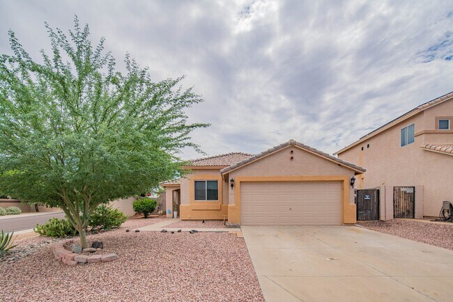 15305 W Banff Ln Surprise, AZ 85379 photo 2