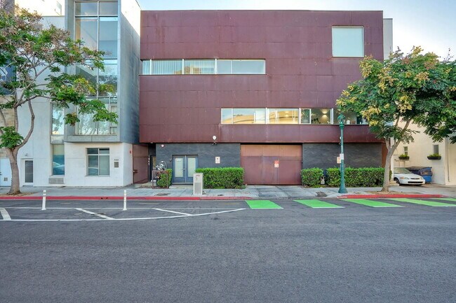 1944 State St San Diego, CA 92101