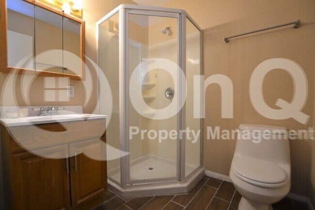 2824 W Louise Dr Phoenix, AZ 85027 photo 5