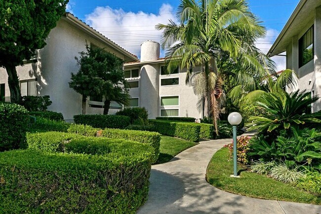 2308 Altisma Way Carlsbad, CA 92009