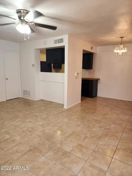 4266 N 68th Dr Phoenix, AZ 85033 photo 5