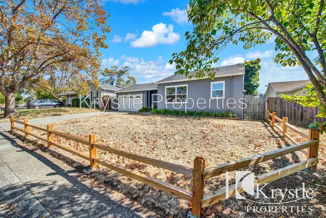 1108 Shasta St Vallejo, CA 94590 photo 3